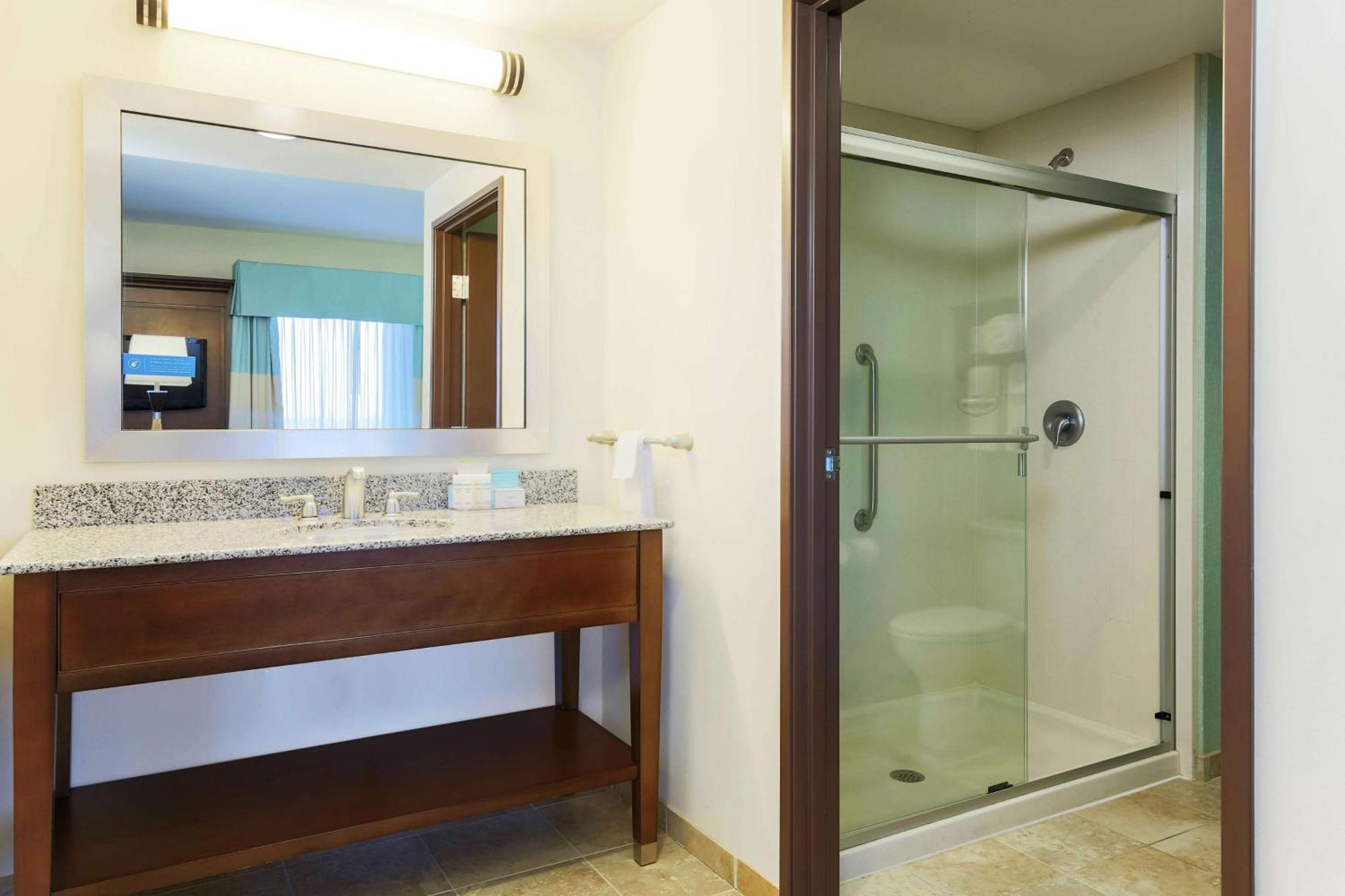 Hampton Inn & Suites Wheeling - The Highlands Triadelphia Εξωτερικό φωτογραφία