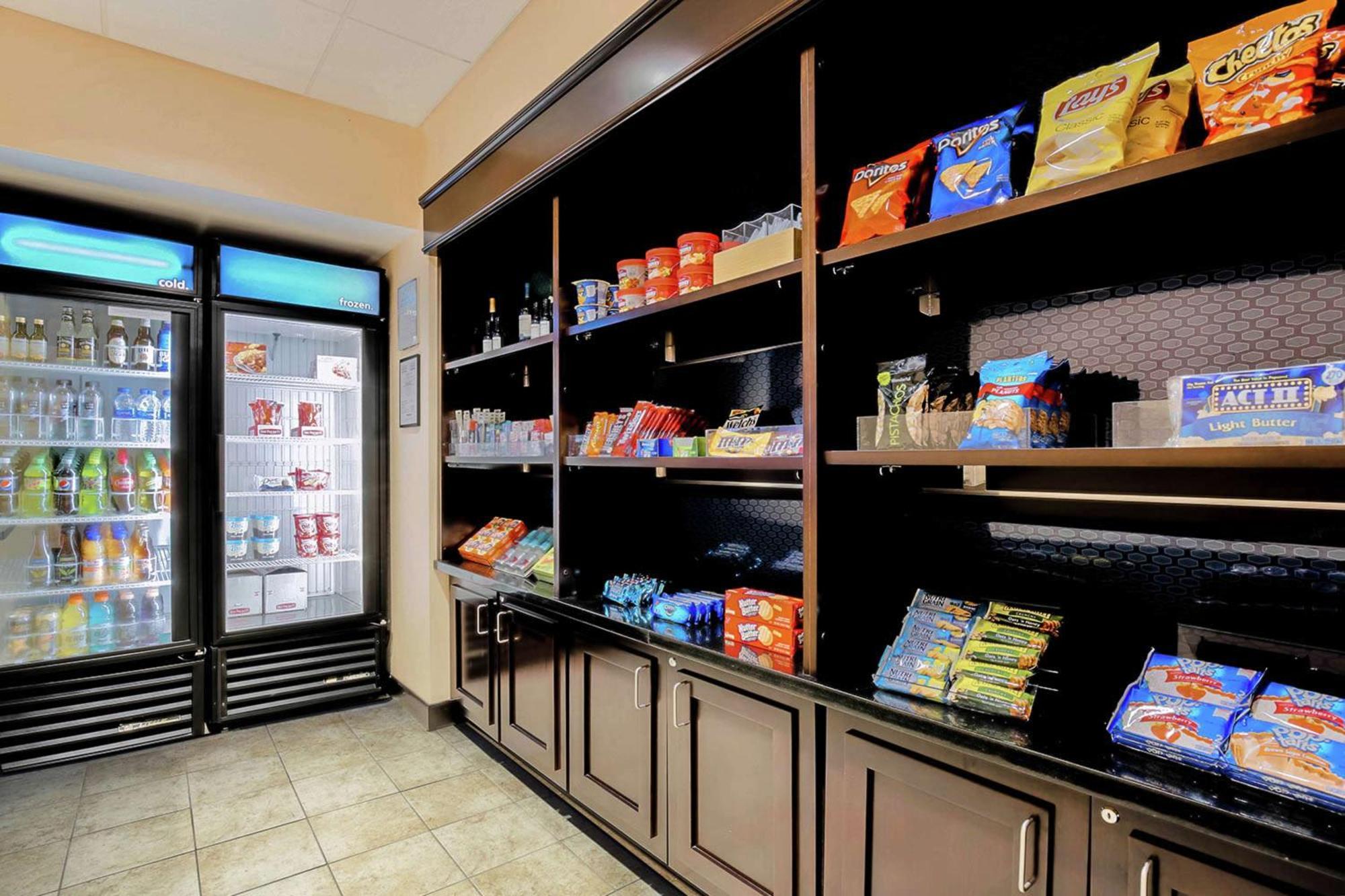 Hampton Inn & Suites Wheeling - The Highlands Triadelphia Εξωτερικό φωτογραφία